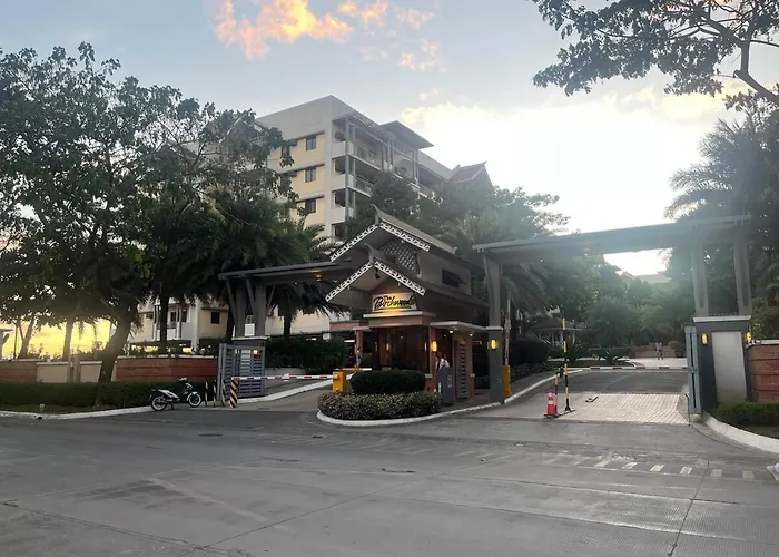 Apartment Acacia Estates' The Getaway Taguig, Evergreen