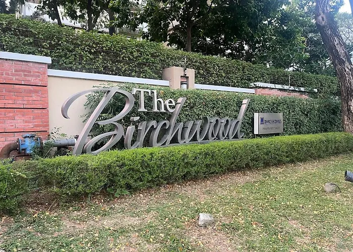 Acacia Estates' The Getaway Taguig, Evergreen Apartment *
