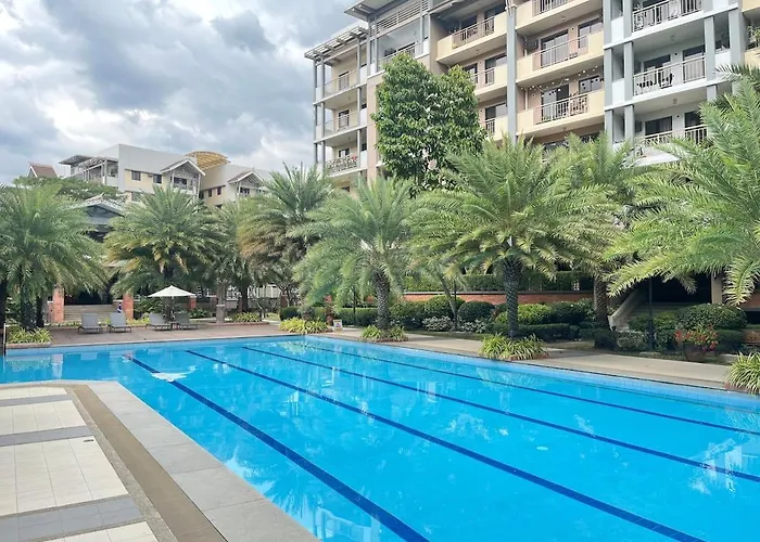 Acacia Estates' The Getaway Taguig, Evergreen * Manila
